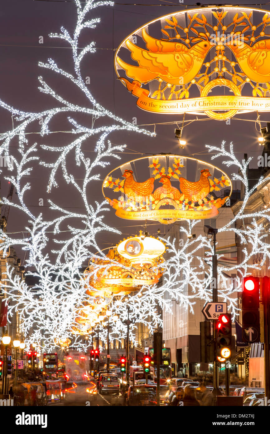 Regent Street pendant la période de Noël, Londres, Royaume-Uni Banque D'Images
