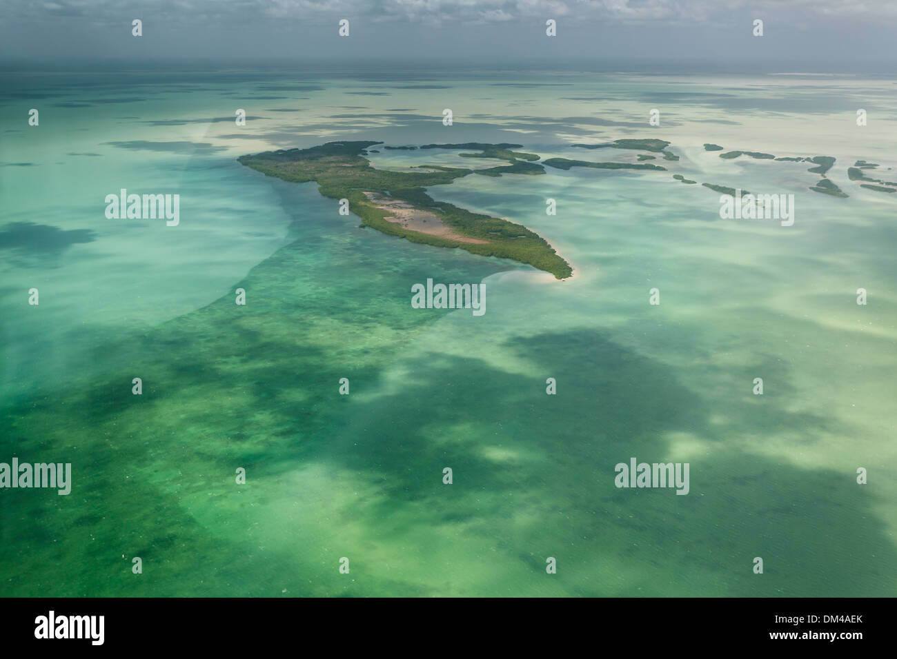 Vue aérienne sur l'île tropicale Banque D'Images