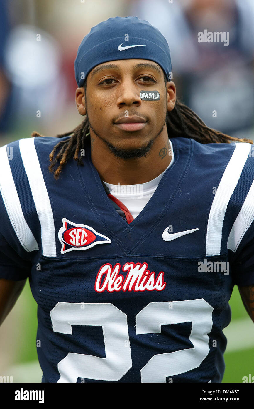 21 novembre 2009 : Ole Miss runningback Dexter McCluster arborant pendant l'échauffement. Les rebelles ont battu les Tigres 25-23 à Vaught Hemingway Stadium à Oxford MS. (Crédit Image : © Anthony Smith/ZUMApress.com) Southcreek/mondial Banque D'Images