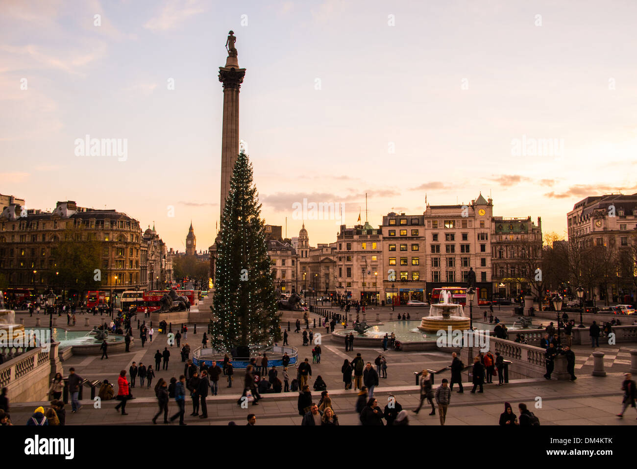 Trafalgar Square à Noël. Londres. UK. Banque D'Images
