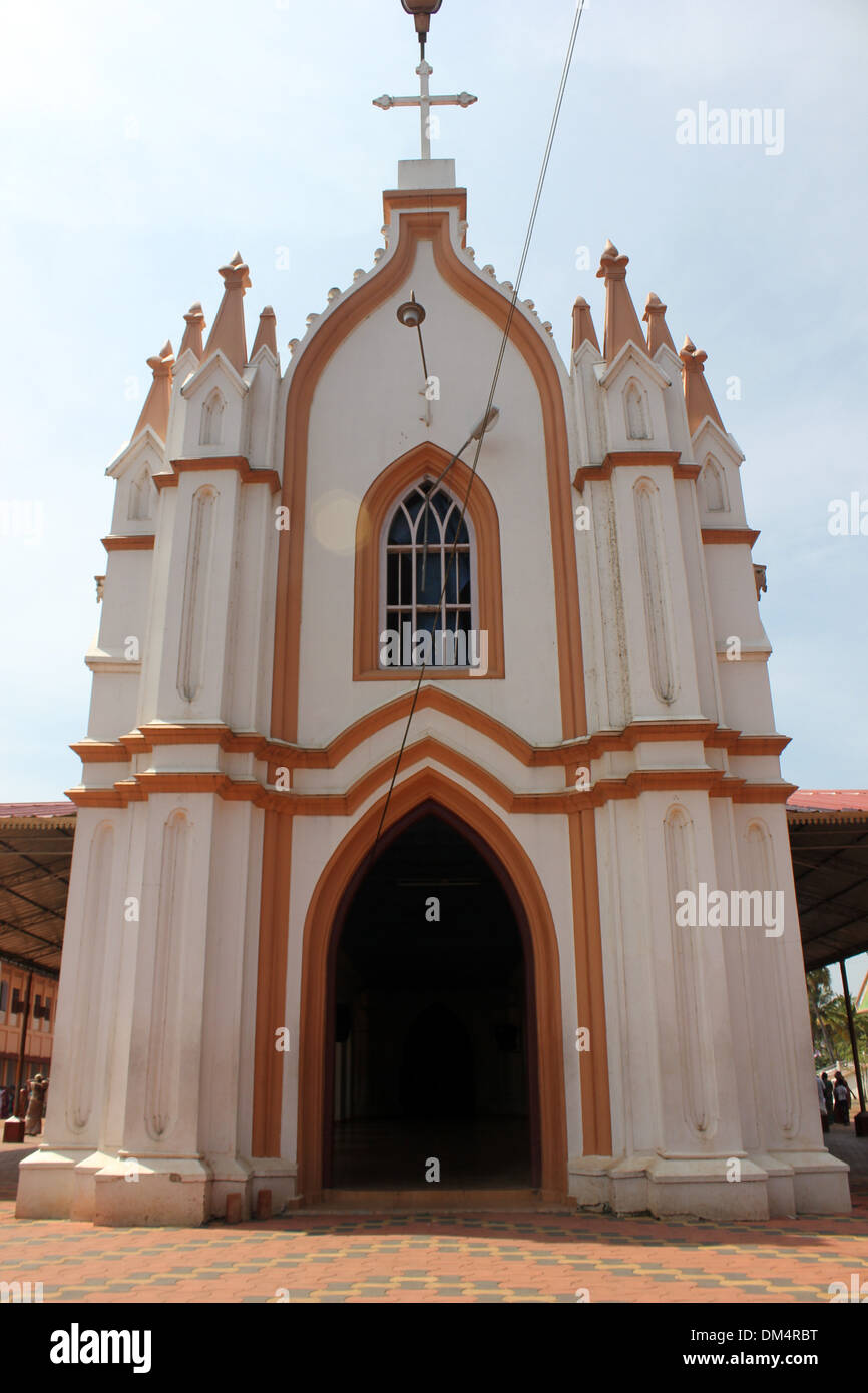 Église catholique de Saint George Kuttanad Edathua Kerala Inde Alappuzha Banque D'Images