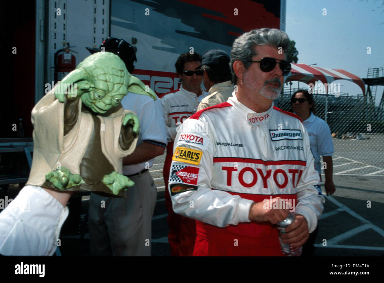 Avr 04, 2000 ; Los Angeles, CA, USA ; directeur/producteur GEORGE LUCAS @ la 24e Toyota Pro/Celebrity Race pratique s'exécute. Banque D'Images