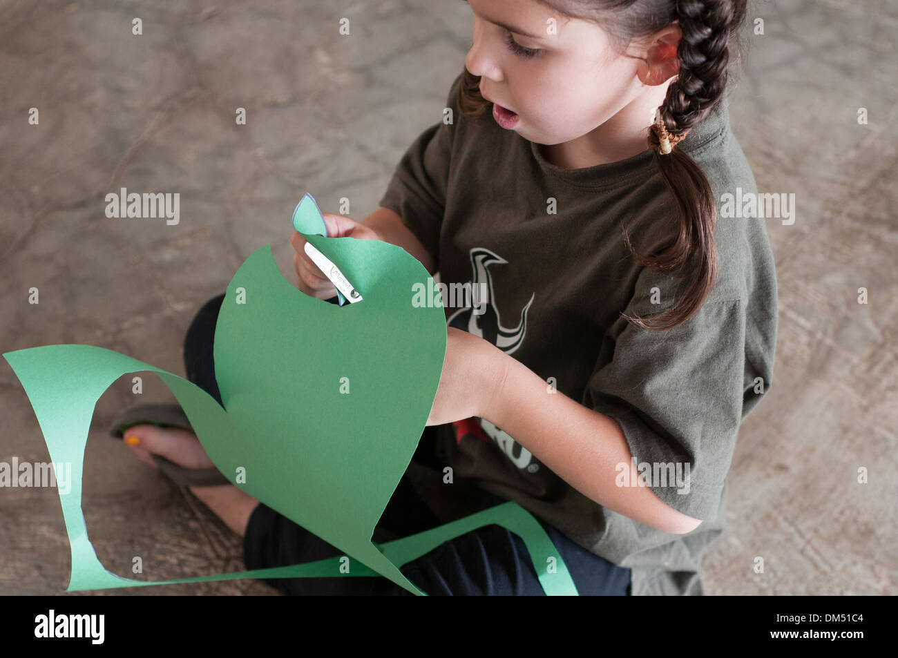 Jeune fille et l’artisanat Banque D'Images