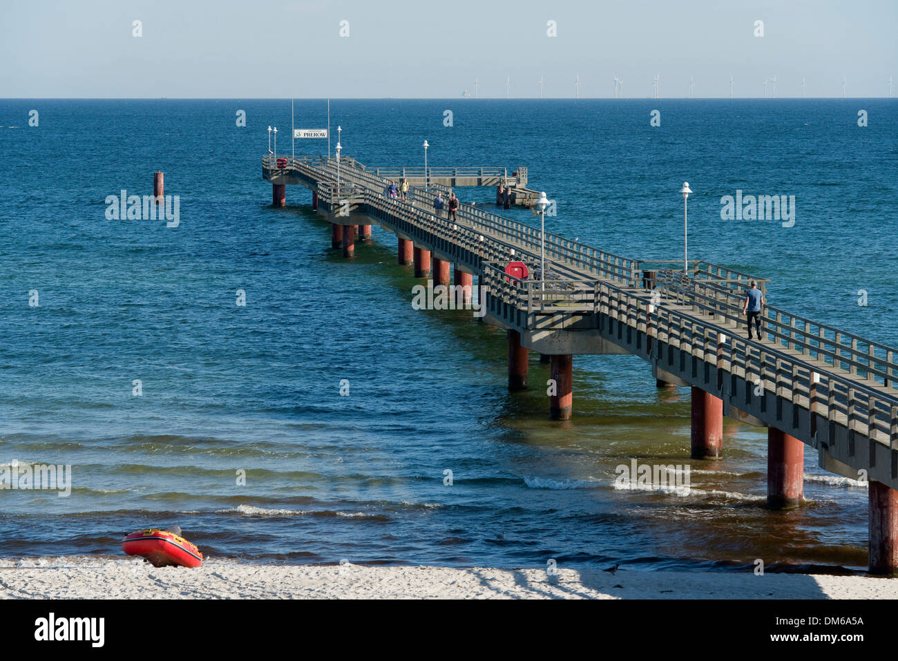 La mer Baltique et de pier, Prerow, Mecklenburg-Vorpommern, Allemagne Banque D'Images