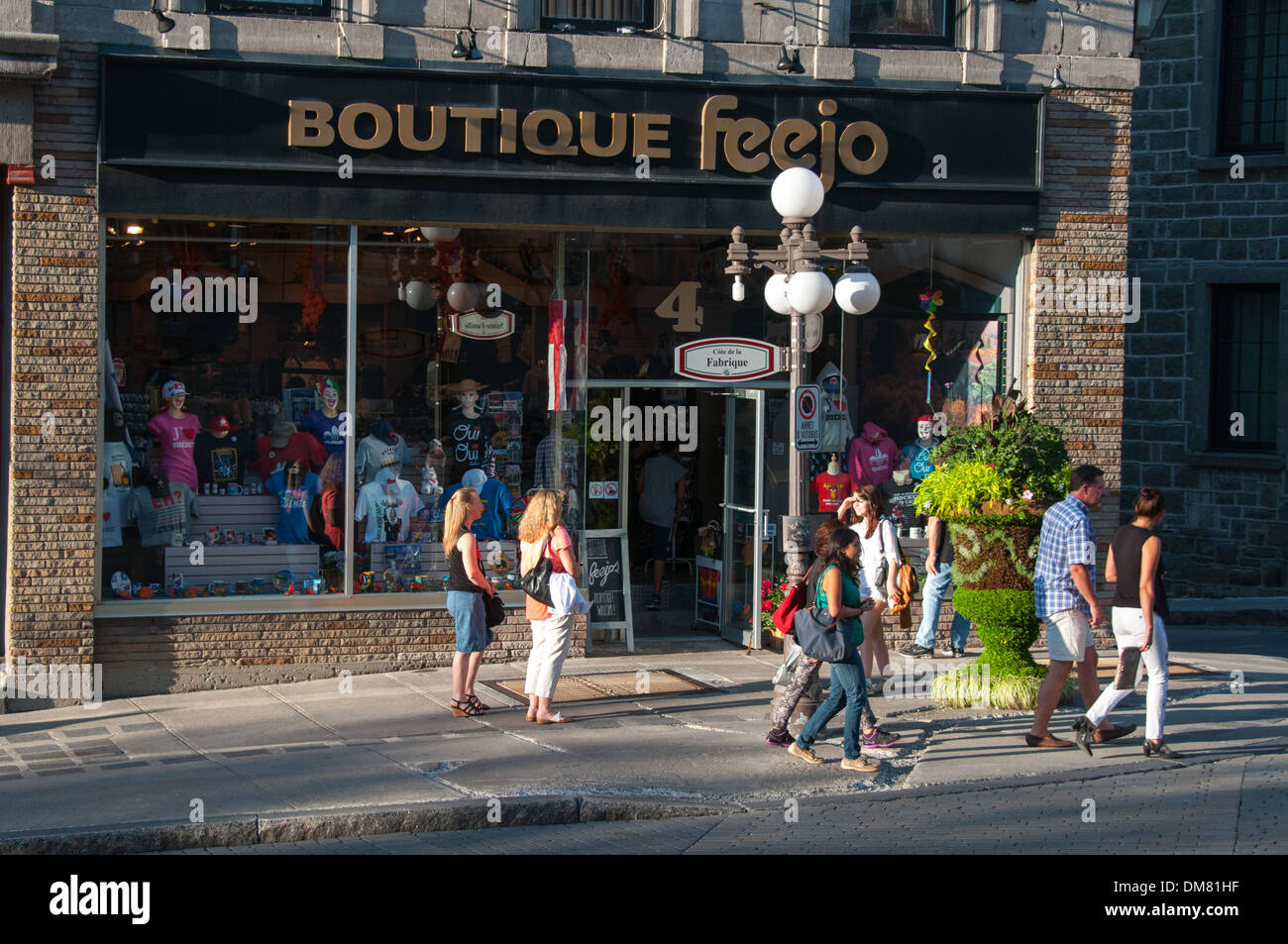Les touristes de la côte de la Montagne Street dans le Vieux Québec Banque D'Images