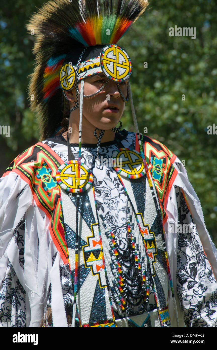La fière nation mohawk vivant dans la communauté autochtone de Kahnawake située sur la rive sud du fleuve Saint-Laurent au Québec Canada Banque D'Images