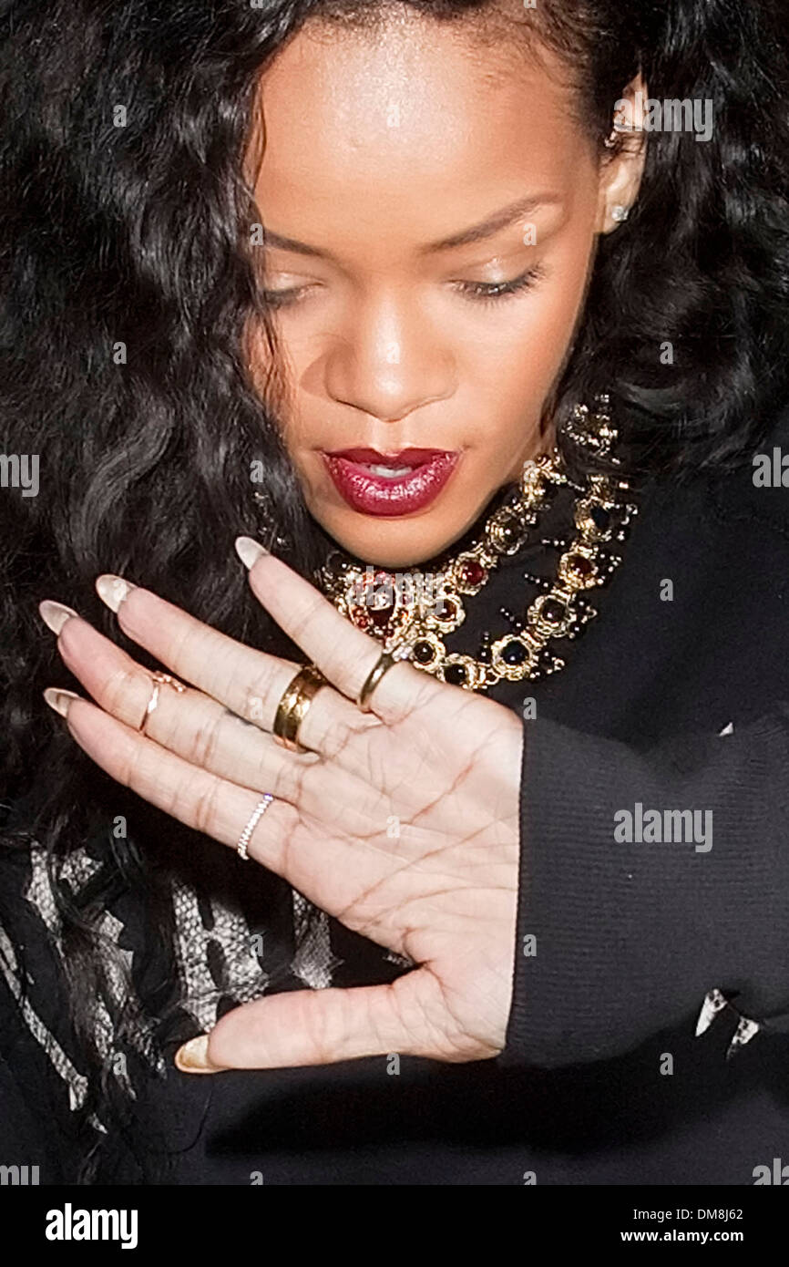 Rihanna quitte Nozomi restaurant à Knightsbridge, Londres, Angleterre - 31.08.12 Banque D'Images
