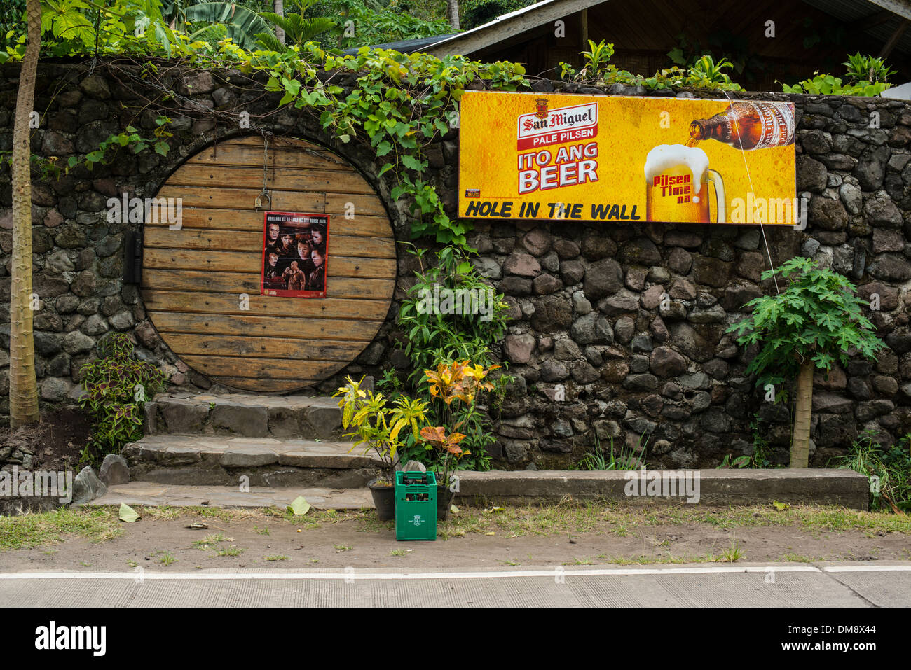 Hobbit ville avec un bar à Camiguin, Philippines Banque D'Images