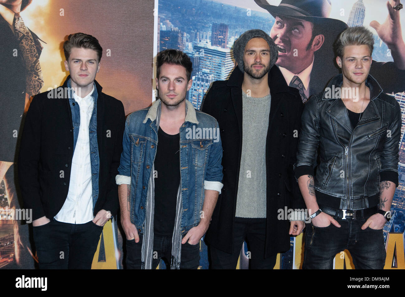 Lawson assiste à la première UK de Présentateur 2 : La légende continue le 11/12/2013 à vue de Leicester Square, Londres. Les personnes sur la photo : Andy Brown, Adam Joel Pitts, tourbe, Ryan Fletcher. Photo par Julie Edwards Banque D'Images