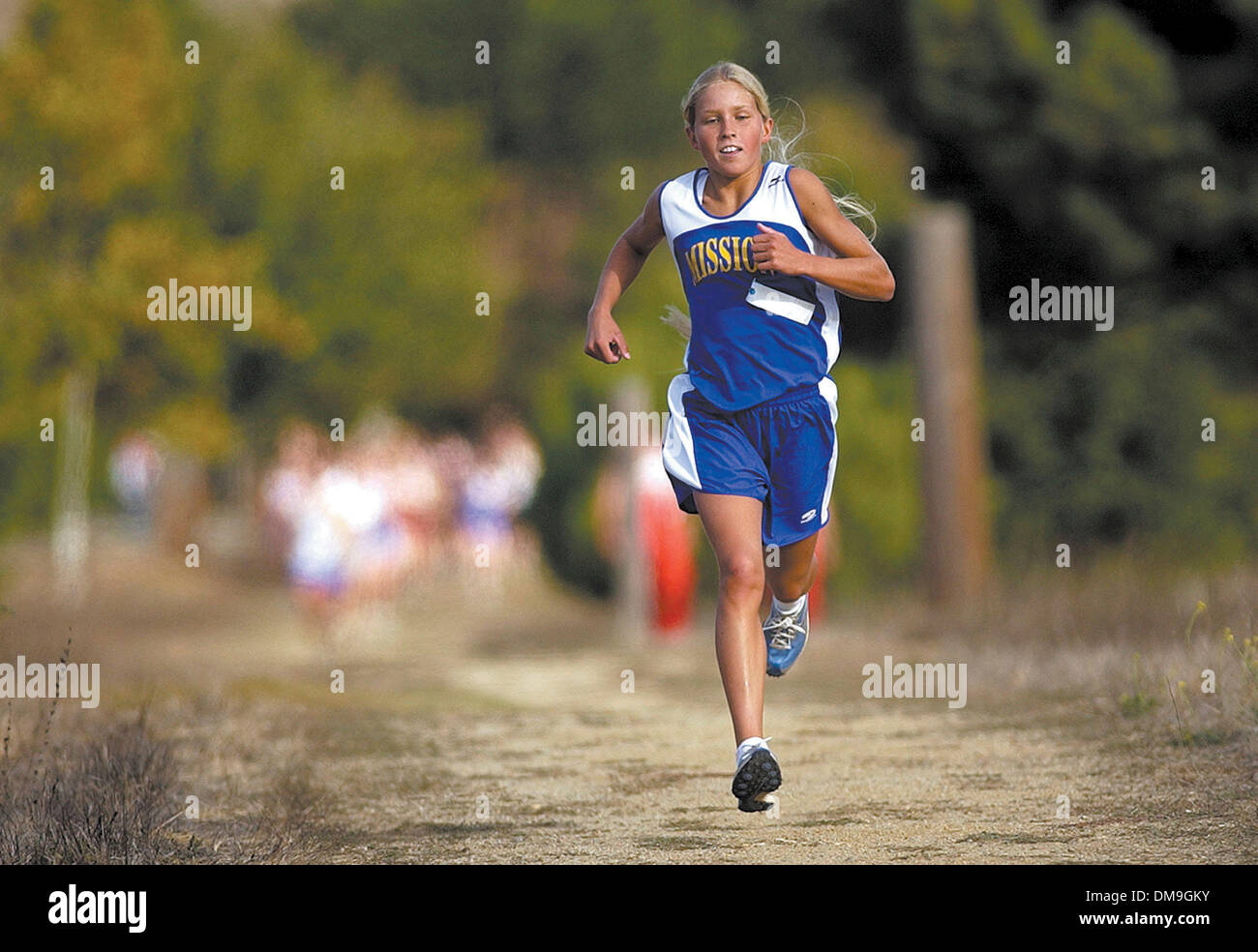 Oct 27, 2005 ; San Luis Obispo, CA, USA ; l'exécution de la Mission de phenom Jordan Hasay College Prep à San Luis Obispo. Crédit obligatoire : Photo par Jayson Mellom/La Tribune/ZUMA Press. (©) Copyright 2005 par La Tribune Banque D'Images