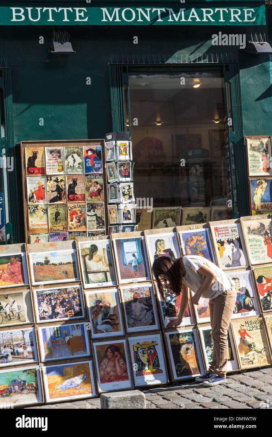 La peinture et l'AFFICHE DU THÉÂTRE DE VENDEUR, Butte Montmartre, 18ème arrondissement, PARIS, FRANCE, Banque D'Images