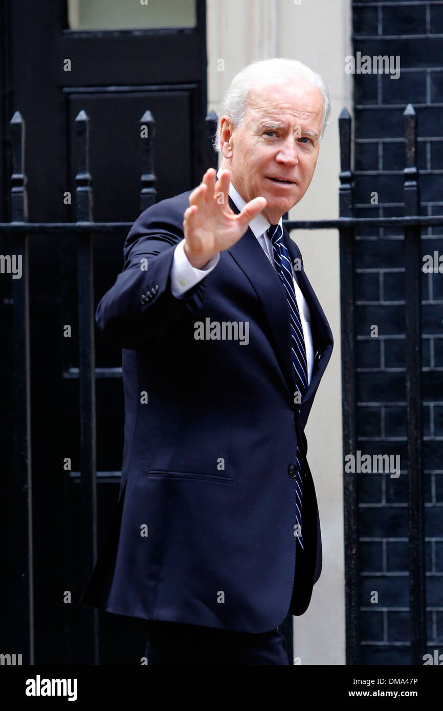 Le Vice-président américain Joe Biden arrivers à 10 Downing Street Banque D'Images