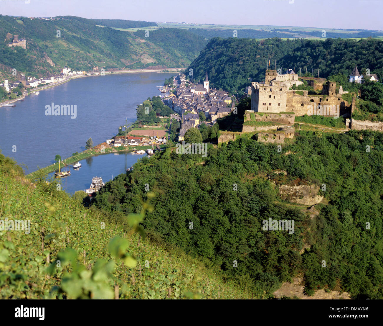 Vue sur le château de Rheinfels, Sankt Goar, Rhénanie-Palatinat, Allemagne Banque D'Images