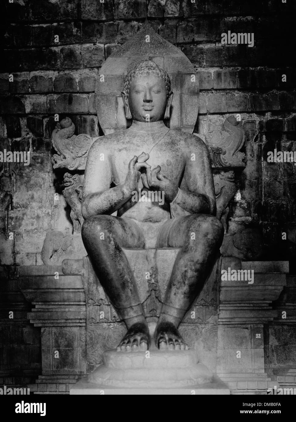 Statue de Bouddha, Chandi Mendut Temple, Java, Indonésie, vers 1900 Banque D'Images