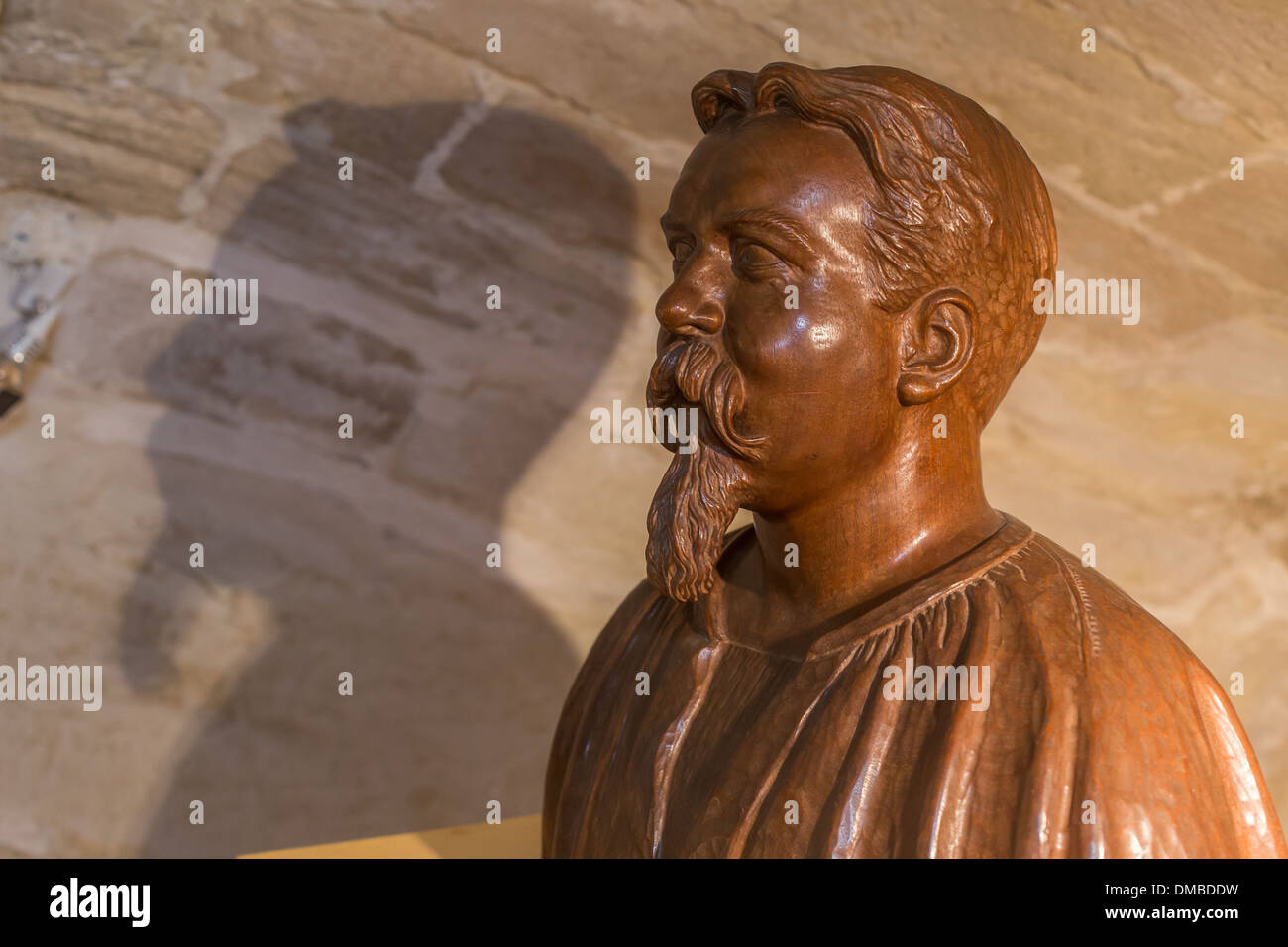 Buste De Maurice Denis 1911 Une Åuvre De Georges Lacombe Le Musee Departemental Maurice Denis Installe Depuis 1976 Dans L Emission La Peintre Chambre Et Studio Appele Le Prieure Le Logement Des Oeuvres