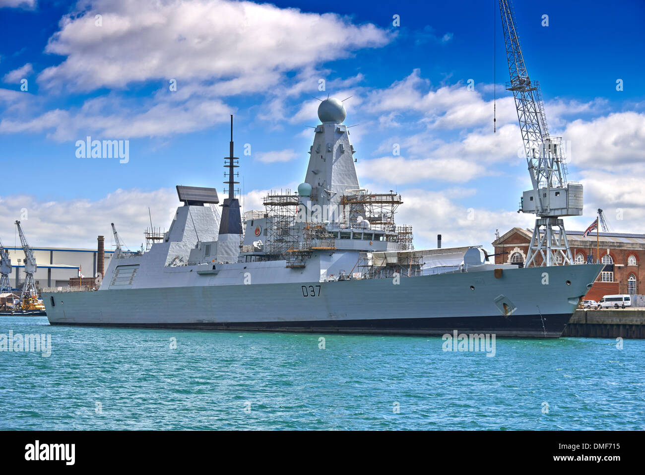 Her Majesty's Naval Base (HMNB Portsmouth) est l'une des trois bases opérationnelles dans le Royaume-Uni pour la Marine royale britannique Banque D'Images