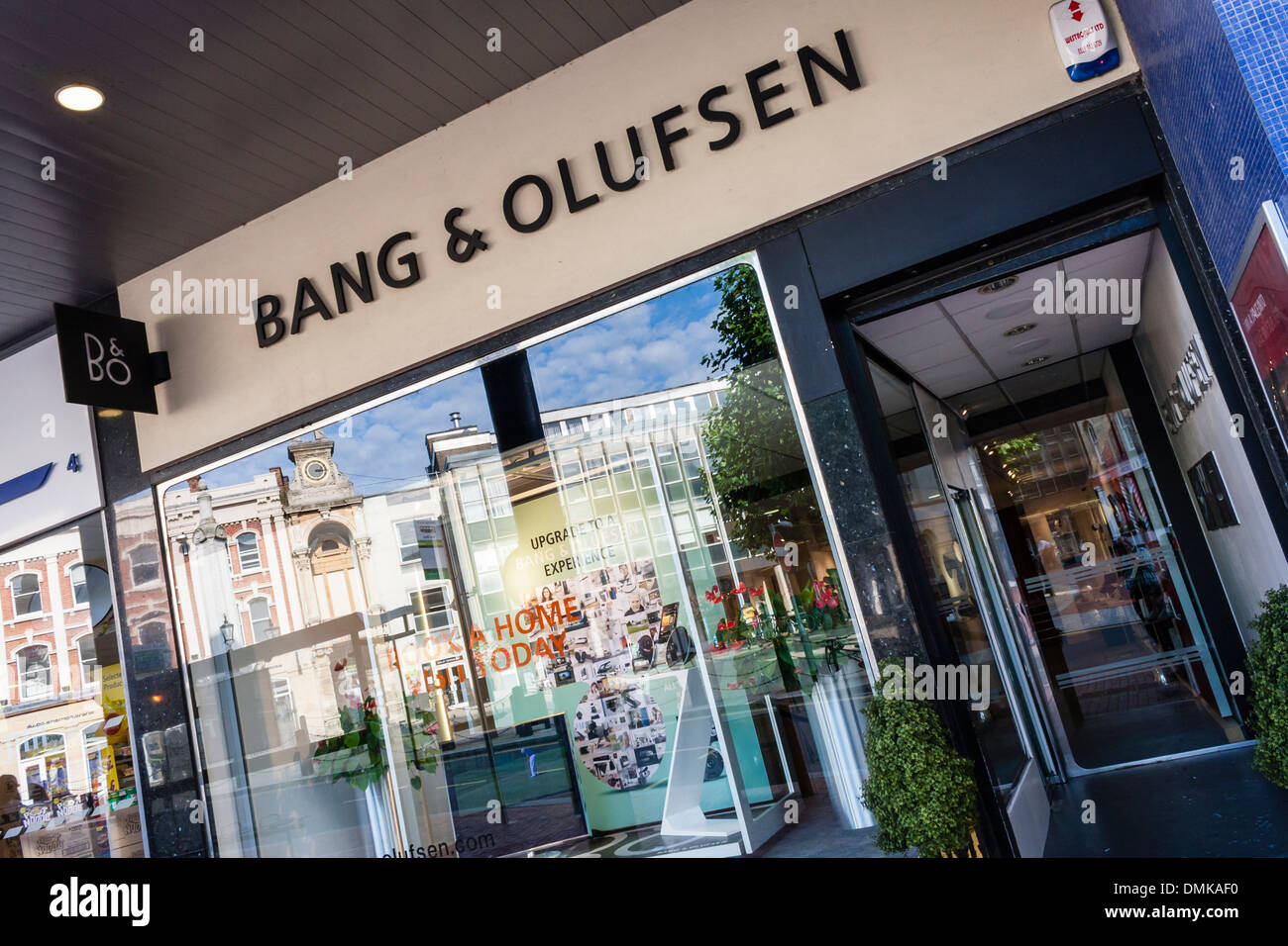 Shopfront Bang & Olufsen à Reading, Berkshire, England, GB, au Royaume-Uni. Banque D'Images