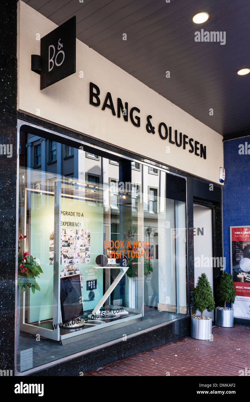 Shopfront Bang & Olufsen à Reading, Berkshire, England, GB, au Royaume-Uni. Banque D'Images