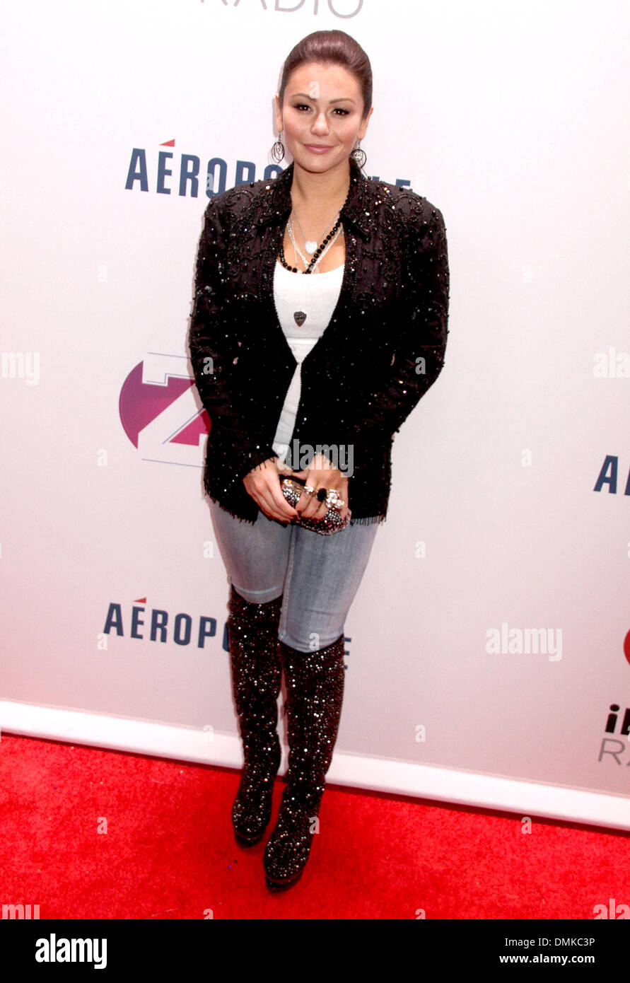 New York, New York, USA. 13 Décembre, 2013. JENNIFER "JWOWW" FARLEY assiste au Z100's Jingle Ball 2013 tenue au Madison Square Garden. Credit : Nancy Kaszerman ZUMAPRESS.com/Alamy/Live News Banque D'Images