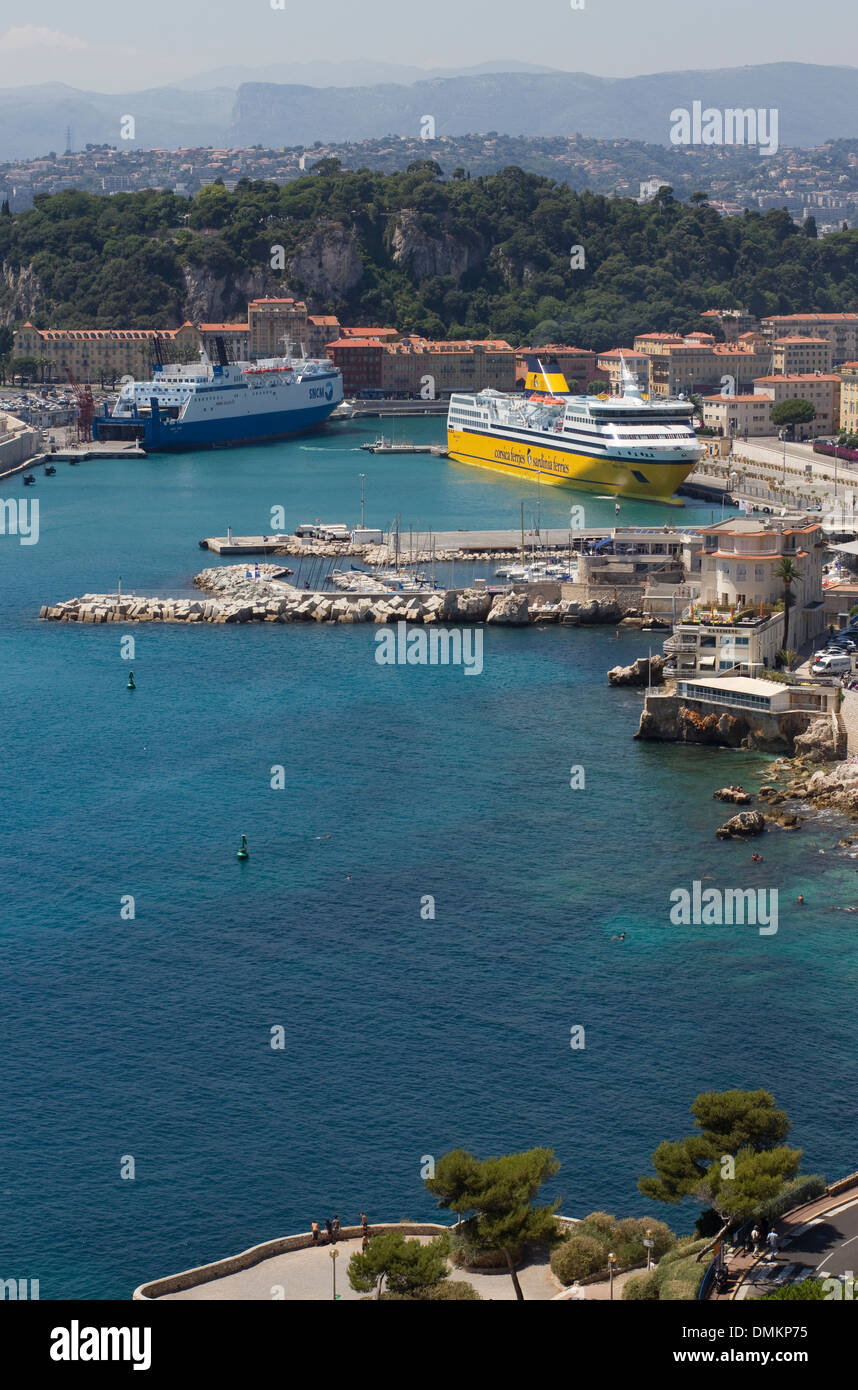 Le Port de Ferry de Nice, France. Banque D'Images