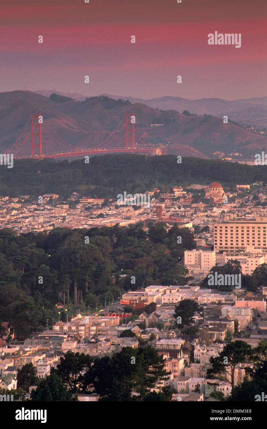 Vue sur le pont Golden Gate de Twin Peaks, San Francisco, Californie Banque D'Images