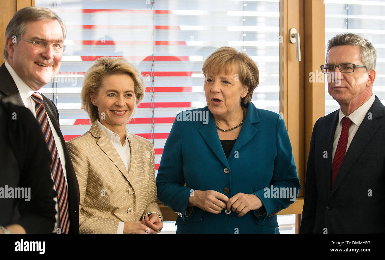 Franz Josef Jung Angela Merkel Banque D Image Et Photos Alamy