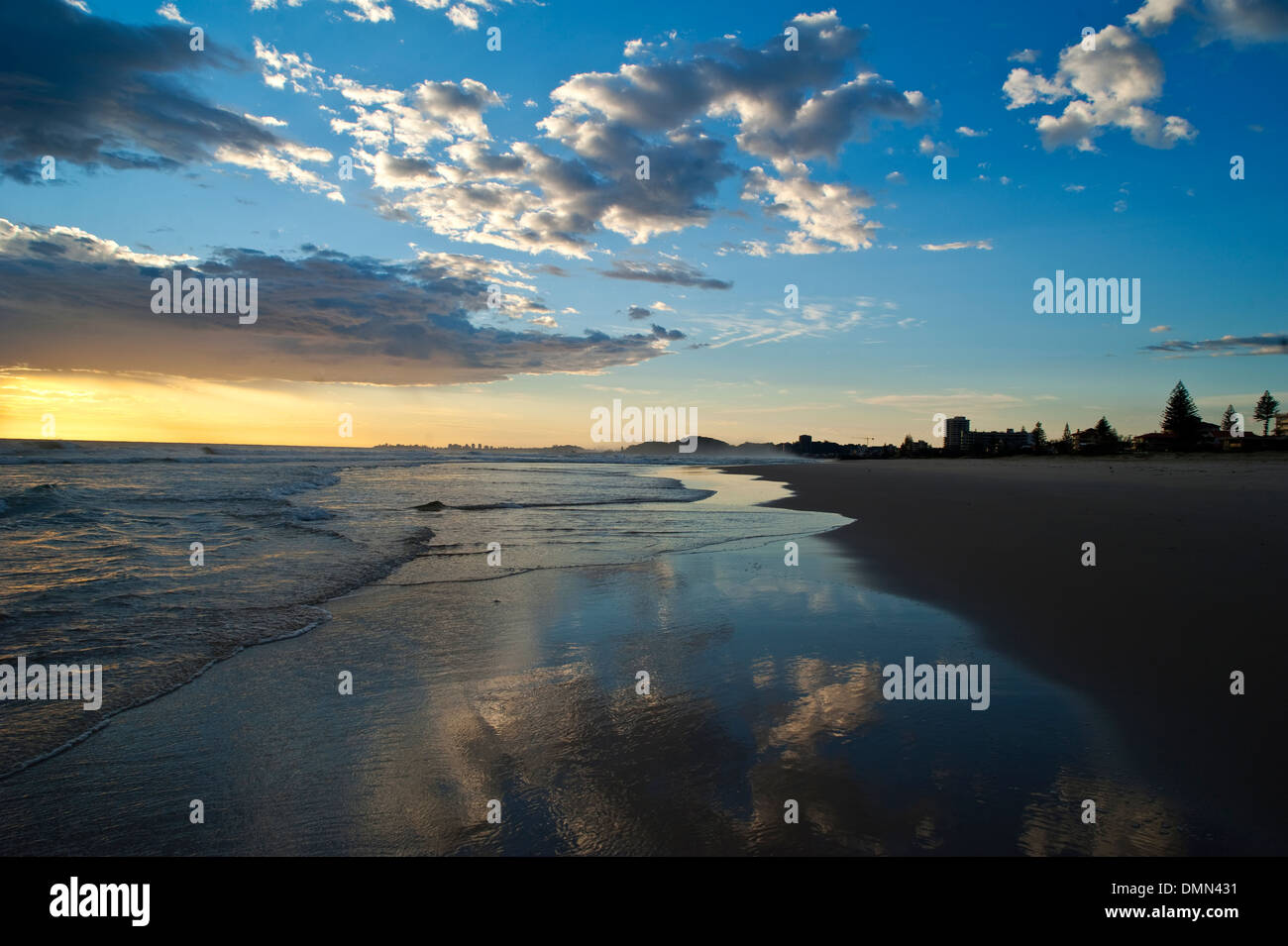 Plage australienne au lever du soleil Banque D'Images