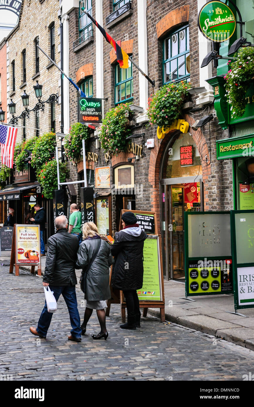 Pub dans le quartier de Temple Bar de Dublin Banque D'Images