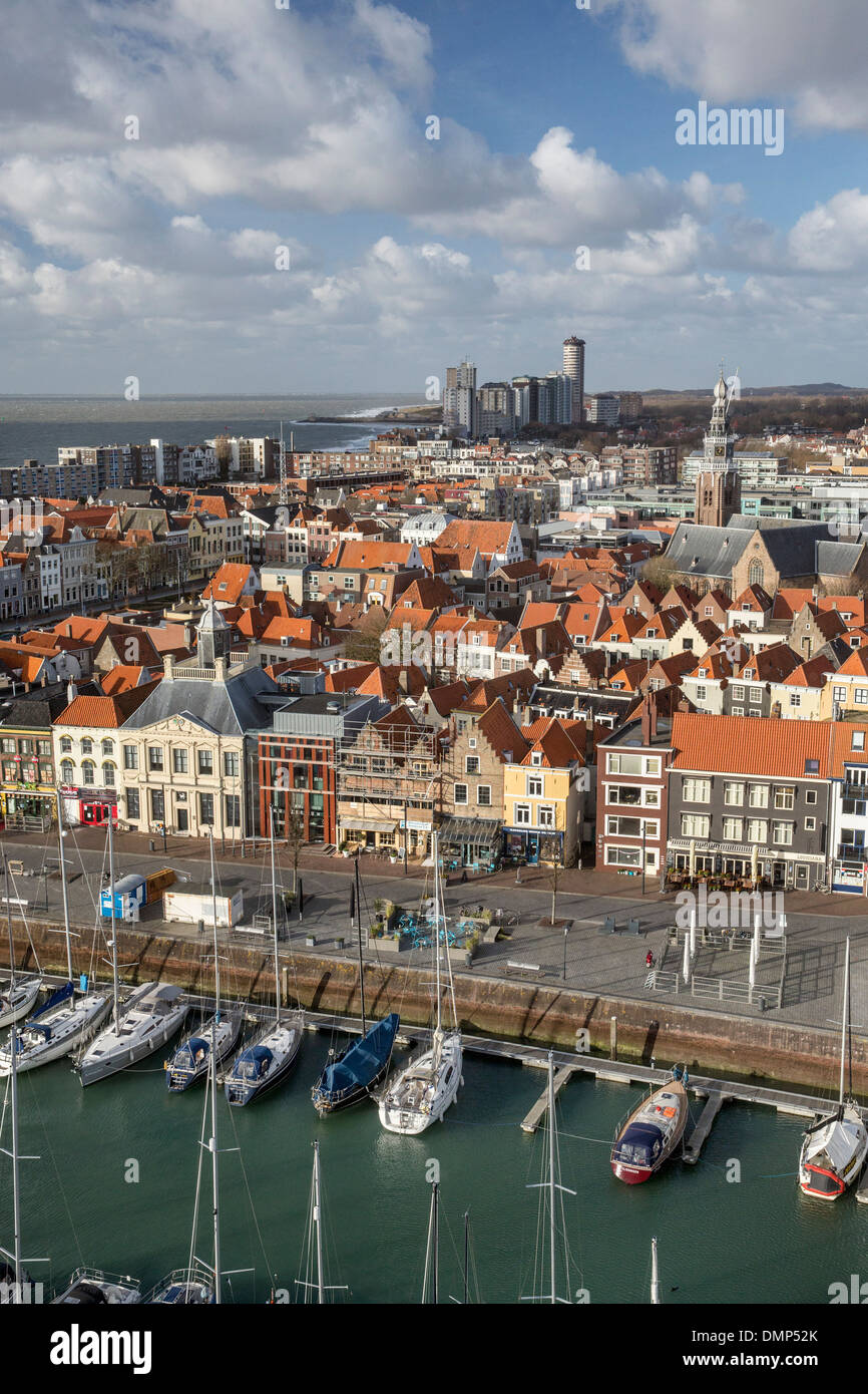 Pays-bas, Vlissingen, vue aérienne d'Arsenaal sur tour ville historique et les bâtiments résidentiels. Banque D'Images