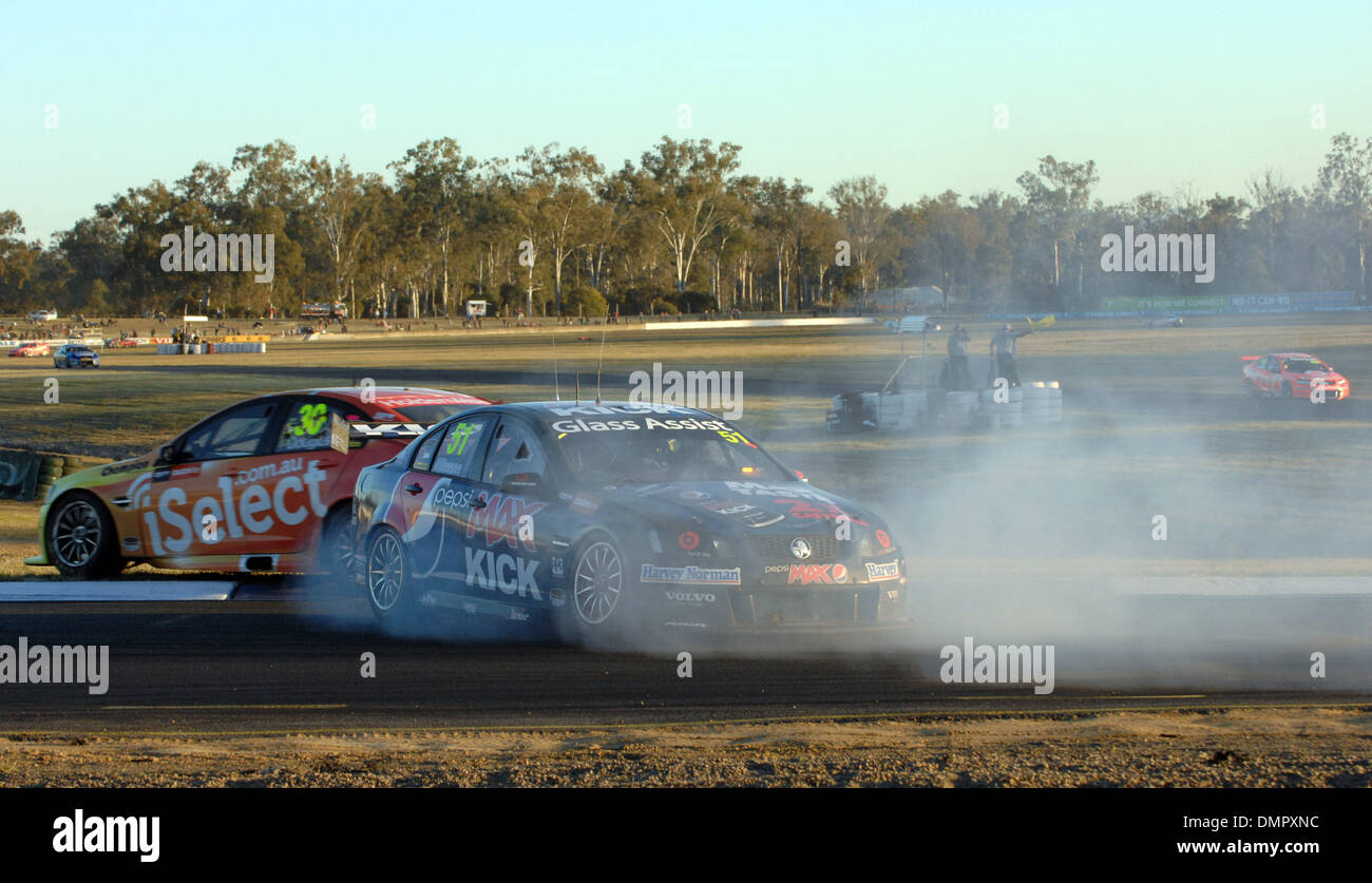 Jacques Villeneuve et Taz Douglas V8 Supercars 2012 tenue à Queensland Australie Queensland Raceway - 07.08.12 Banque D'Images