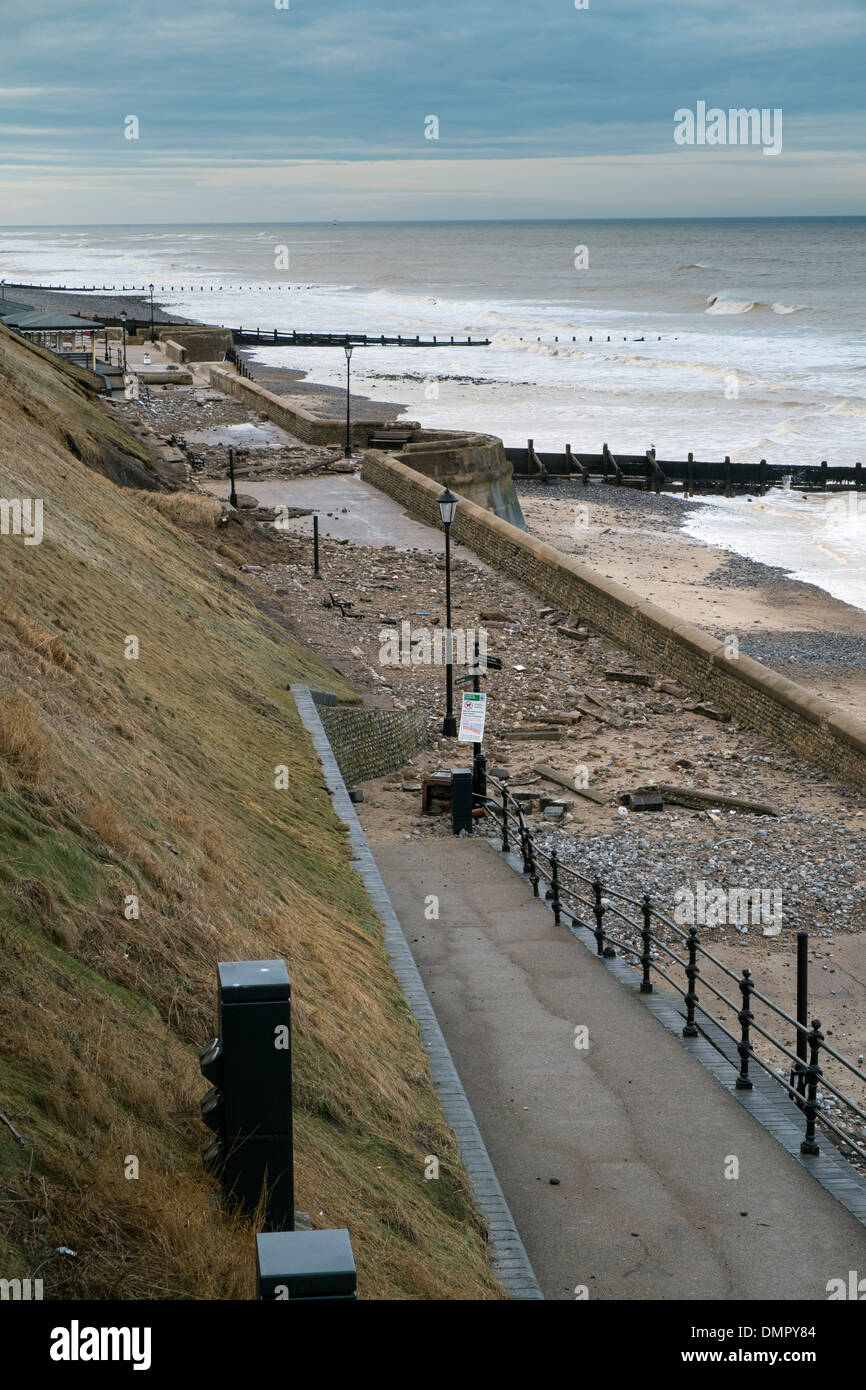 Dommages à la promenade à Cromer, Décembre 2013 Banque D'Images