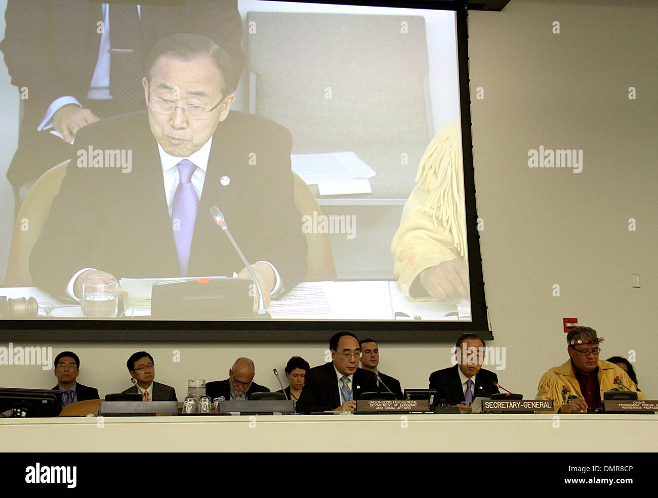 Le Secrétaire Général des Nations Unies Ban Ki-Moon 18e Commémoration de la Journée internationale des populations autochtones à l'ONU Banque D'Images