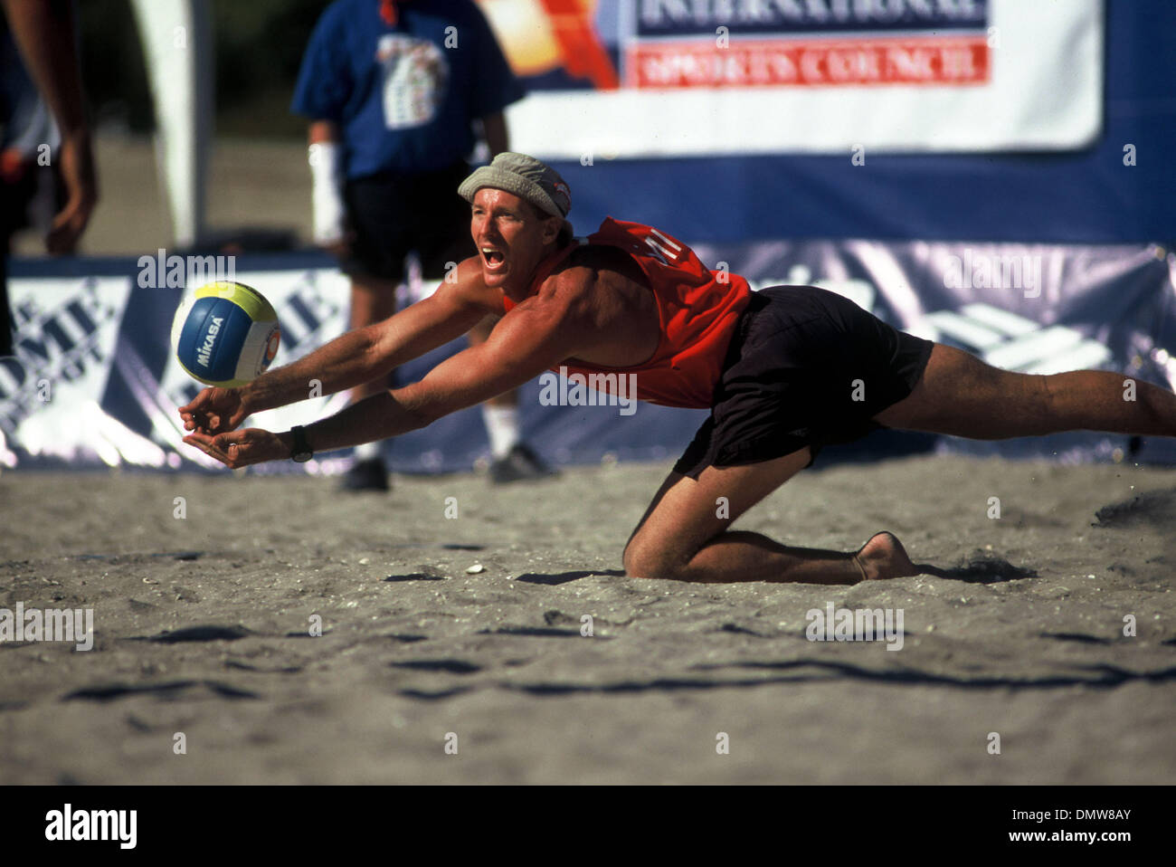Aug 05, 1999 ; New York, NY, USA ; SINJIN SMITH à la FIVB Beach Volley Professionnel - Festival olympique - New York, NY - 1999. Banque D'Images