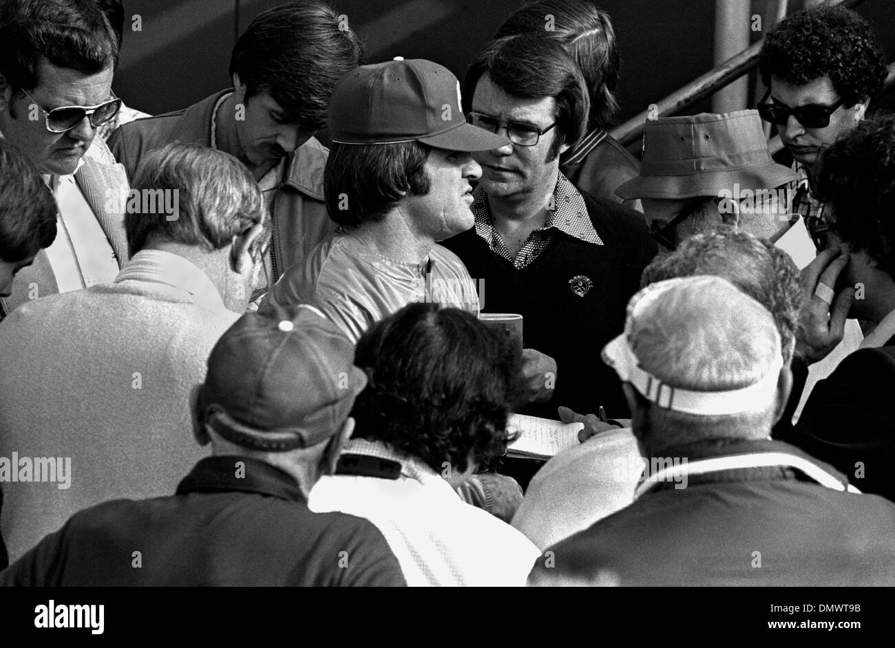 Mar 05, 1979 - Dunedin, Floride, Etats-Unis - Après une carrière de 15 ans avec les Reds de Cincinnati Pete ROSE signé avec les Phillies de Philadelphie. C'est son premier jour de printemps des Phillies de camp d'entraînement en Floride. Sur la photo : Photo 1979. Date exacte inconnue. (Crédit Image : © Ken Stewart/ZUMA Press) Banque D'Images Mar 05, 1979 - Dunedin, Floride, Etats-Unis - Après une carrière de 15 ans avec les Reds de Cincinnati Pete ROSE signé avec les Phillies de Philadelphie. C'est son premier jour de printemps des Phillies de camp d'entraînement en Floride. Sur la photo : Photo 1979. Date exacte inconnue. (Crédit Image : © Ken Stewart/ZUMA Press) Banque D'Images
