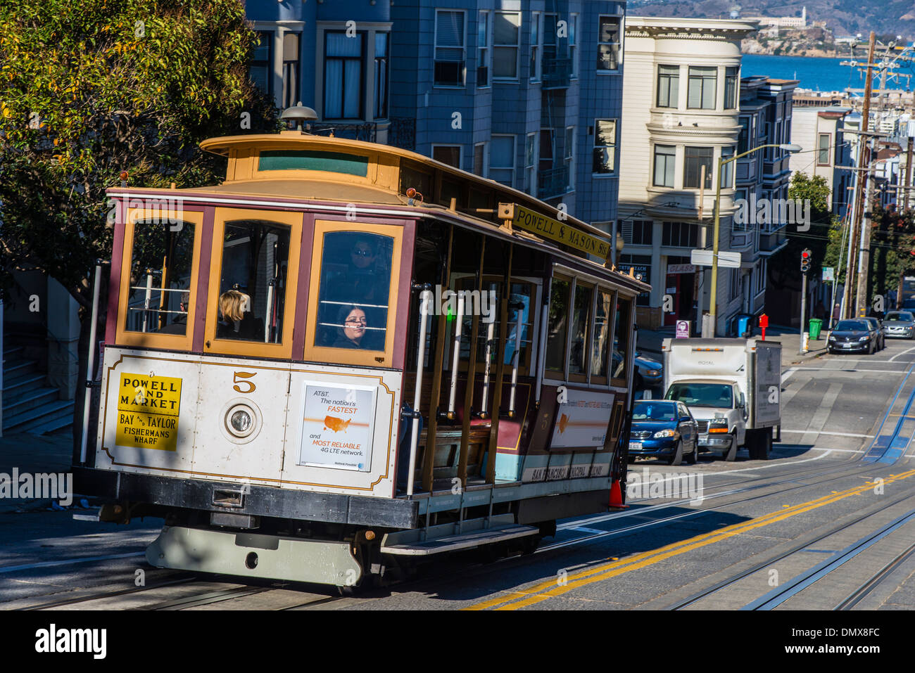 Cable car dans Mason Street, San Francisco, California, USA Banque D'Images