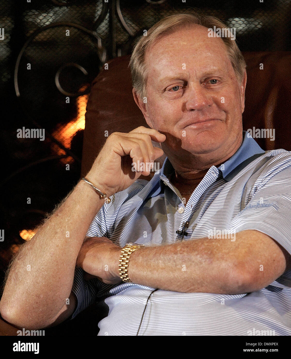 Mar 14, 2006 ; West Palm Beach, FL, USA ; Les Images de la conférence de presse de Jack Nicklaus au Bear's Club à Jupiter. Nicklaus répond aux questions pour plus d'une heure et a parlé du 20e anniversaire de la victoire de son maître. Crédit obligatoire : Photo de Thomas Cordy/Palm Beach Post/ZUMA Press. (©) Copyright 2006 par Palm Beach Post Banque D'Images