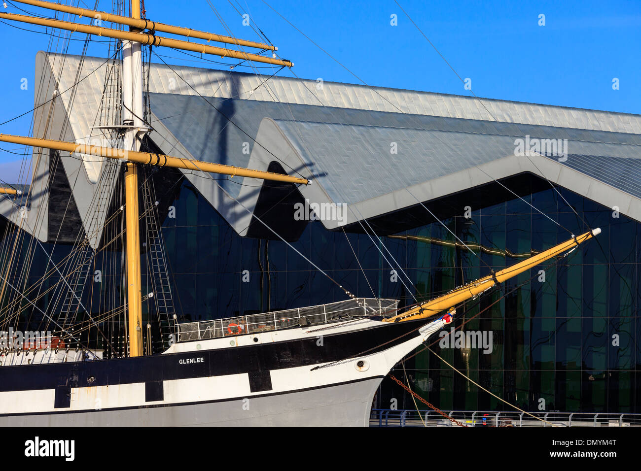 3 coque acier mât Glenlee voilier cargo, Clyde construite en 1896, maintenant accosté au Riverside Museum, Glasgow, Ecosse, Royaume-Uni Banque D'Images