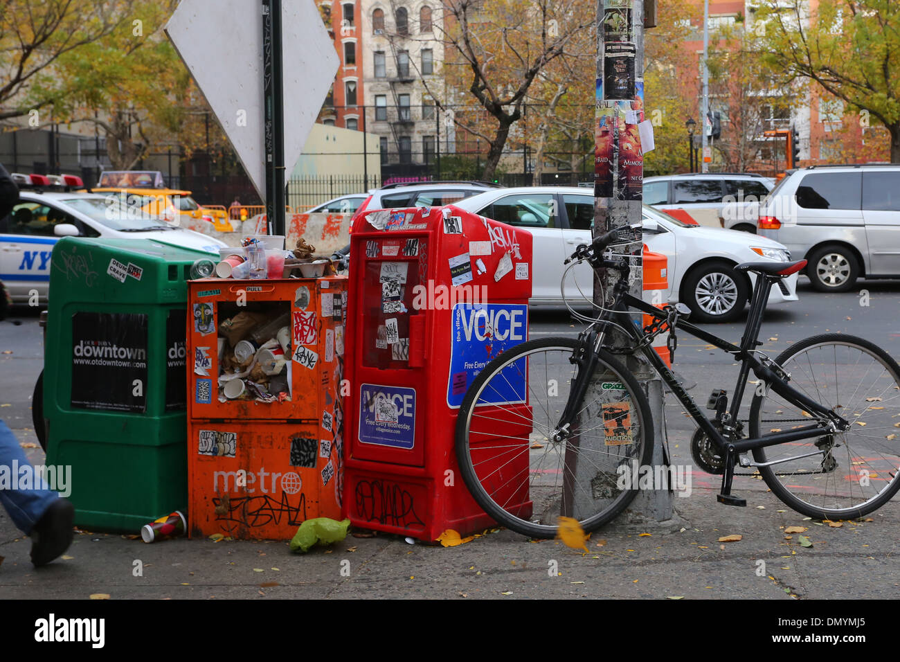 Un coin de rue réaliste dans le Lower East Side de Manhattan Banque D'Images