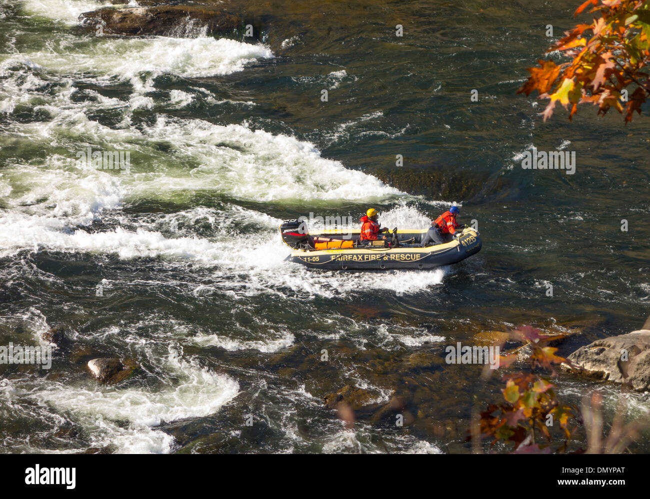 MARYLAND, États-Unis - Fairfax Fire and Rescue boat sur la rivière Potomac, le C&O Canal National Historic Park. Banque D'Images