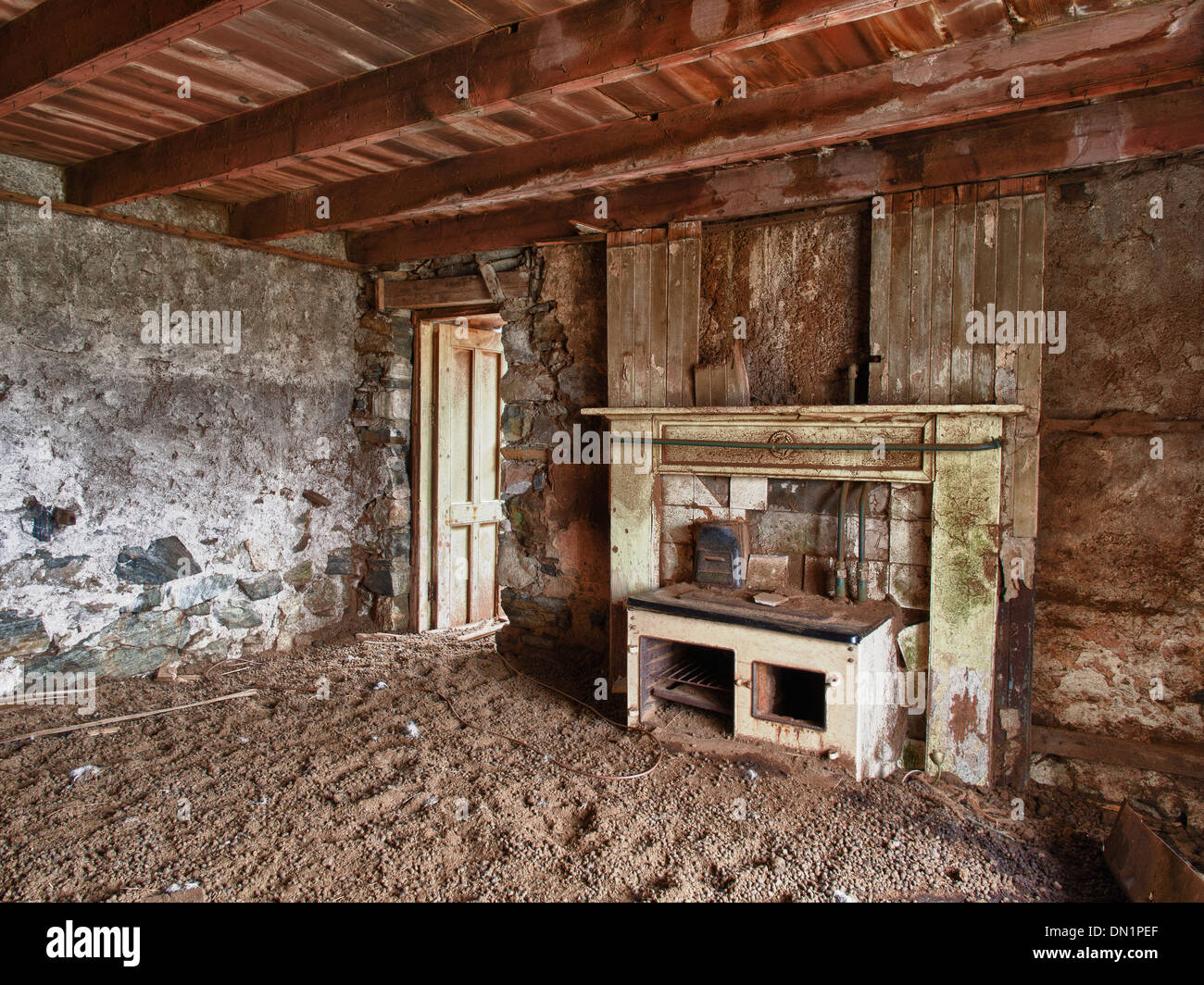 Rayburn dans abandonné Croft House, Isle of Harris Banque D'Images