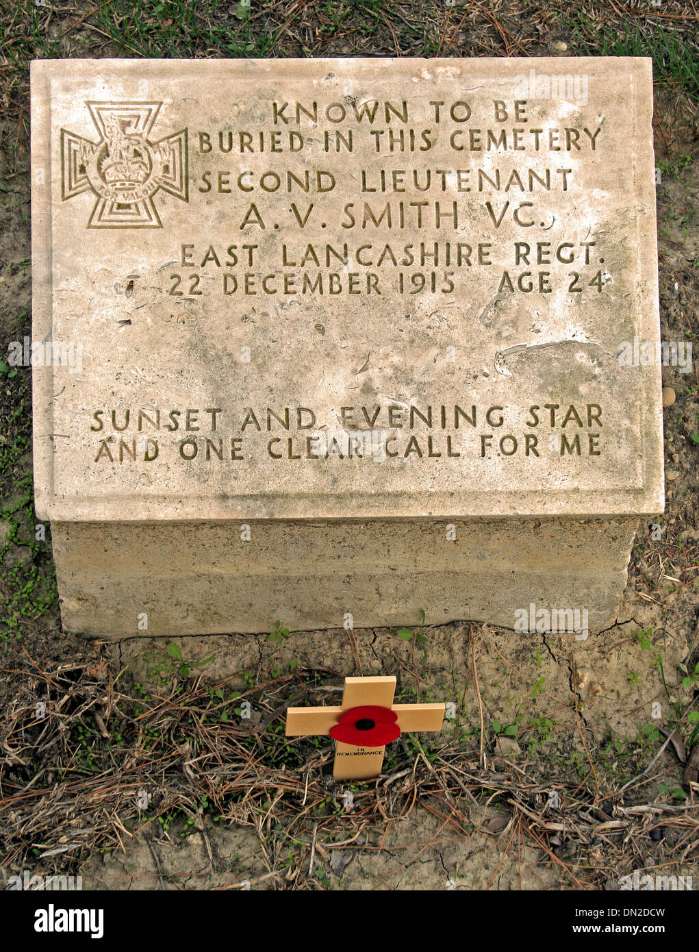 Pierre tombale d'marqueur 2e Lt Alfred Smith CR dans douze Tree Copse Cemetery, cap Helles, Gallipoli, Turquie Banque D'Images