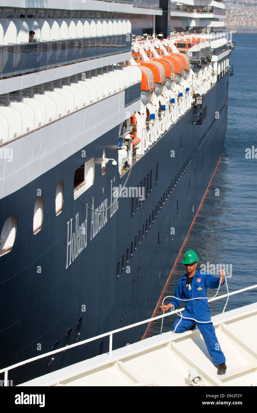 Au quai de croisière de Palerme. Banque D'Images