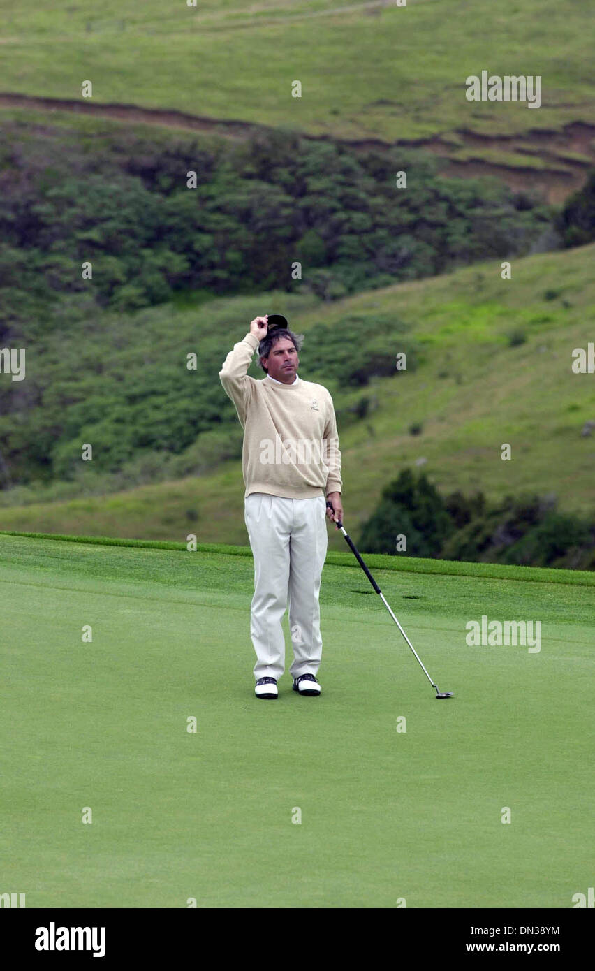 Jun 10, 2006 - Kerikeri, Nouvelle-Zélande - dans un match de golf télévisé américain, Fred Couples est en concurrence contre la Nouvelle-Zélande Michael Campbell pour le prix de 250 000 USD qui s'est joué à Kauri Cliffs le jeudi 6 mars 2003. Fred Couples a reçu le prix gagnant. Plus de 1 000 personnes sur la propriété de regarder Fred Couples et Michael Campbell jouer. Après quelques Banque D'Images