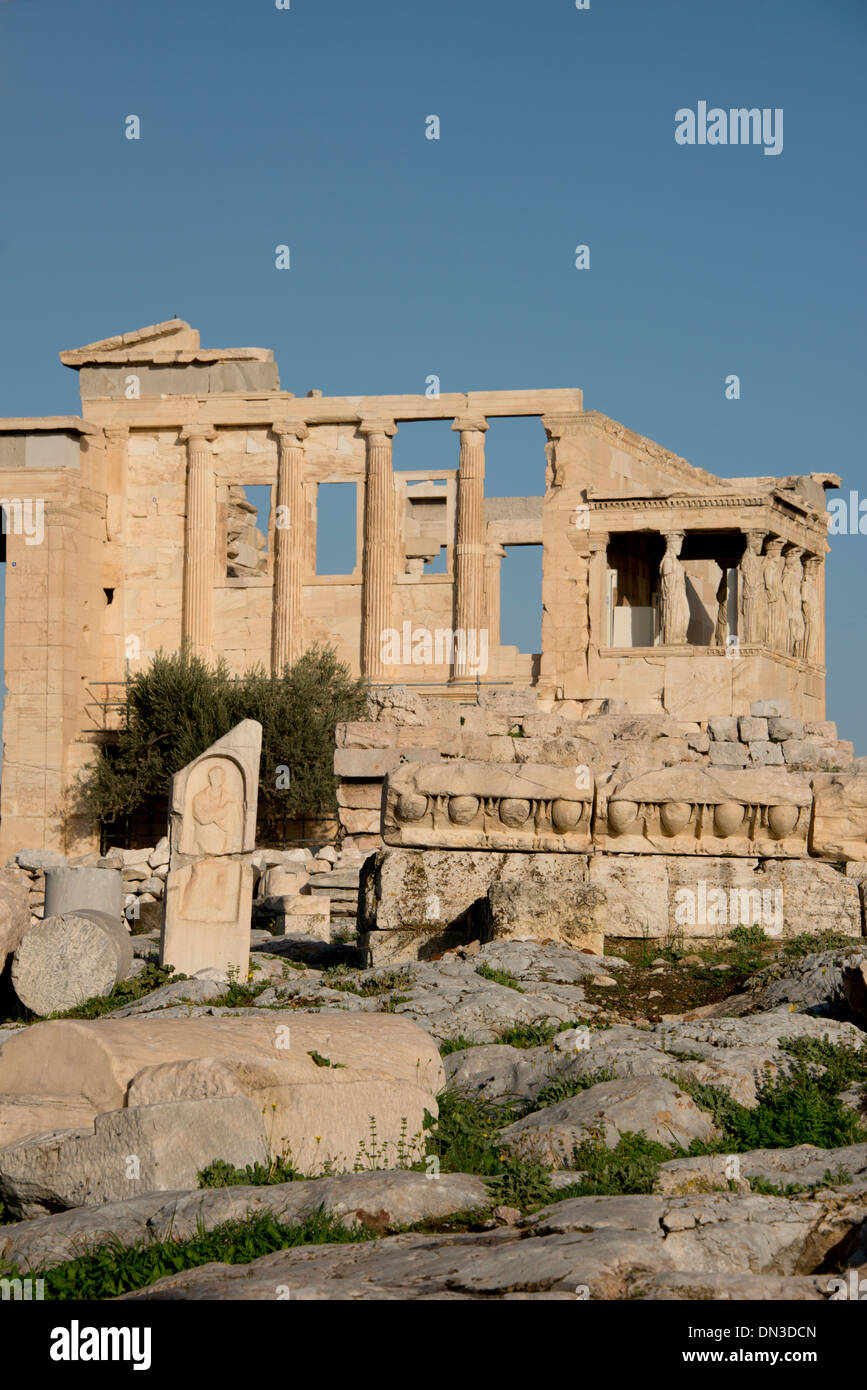 Grèce, Athènes, acropole. Erectheum, portique de cariatides. Banque D'Images