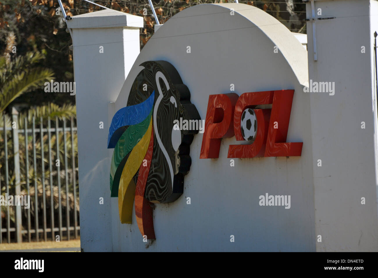 Le signe et le logo de la Ligue de Soccer Premier Ministre sud-africain à Johannesburg. Banque D'Images