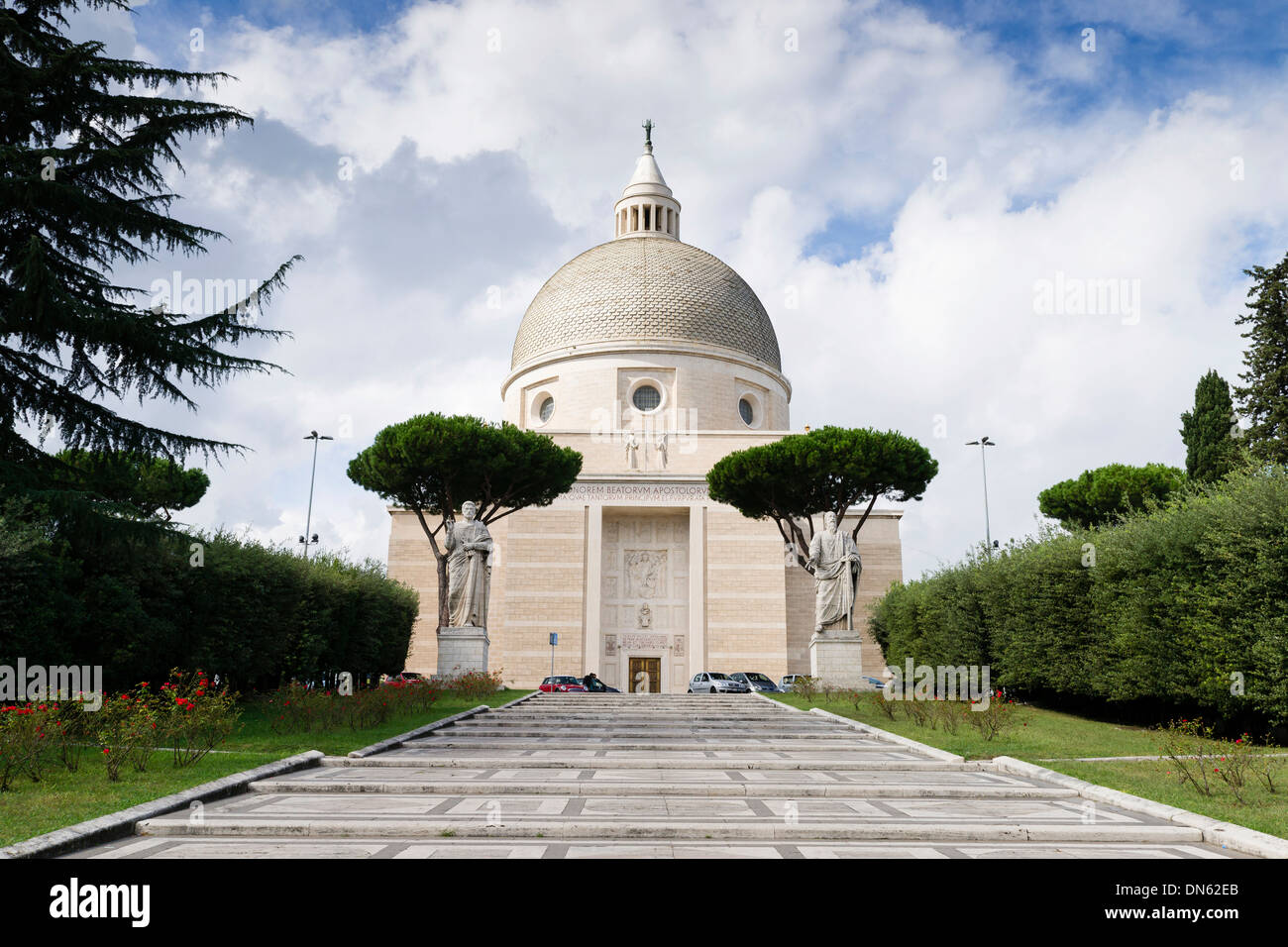 Basilique mineure, Santi Pietro e Paolo un Via Ostiense, Saint Pierre et Paul, par Arnaldo Foschini, en collaboration avec Tullio Banque D'Images