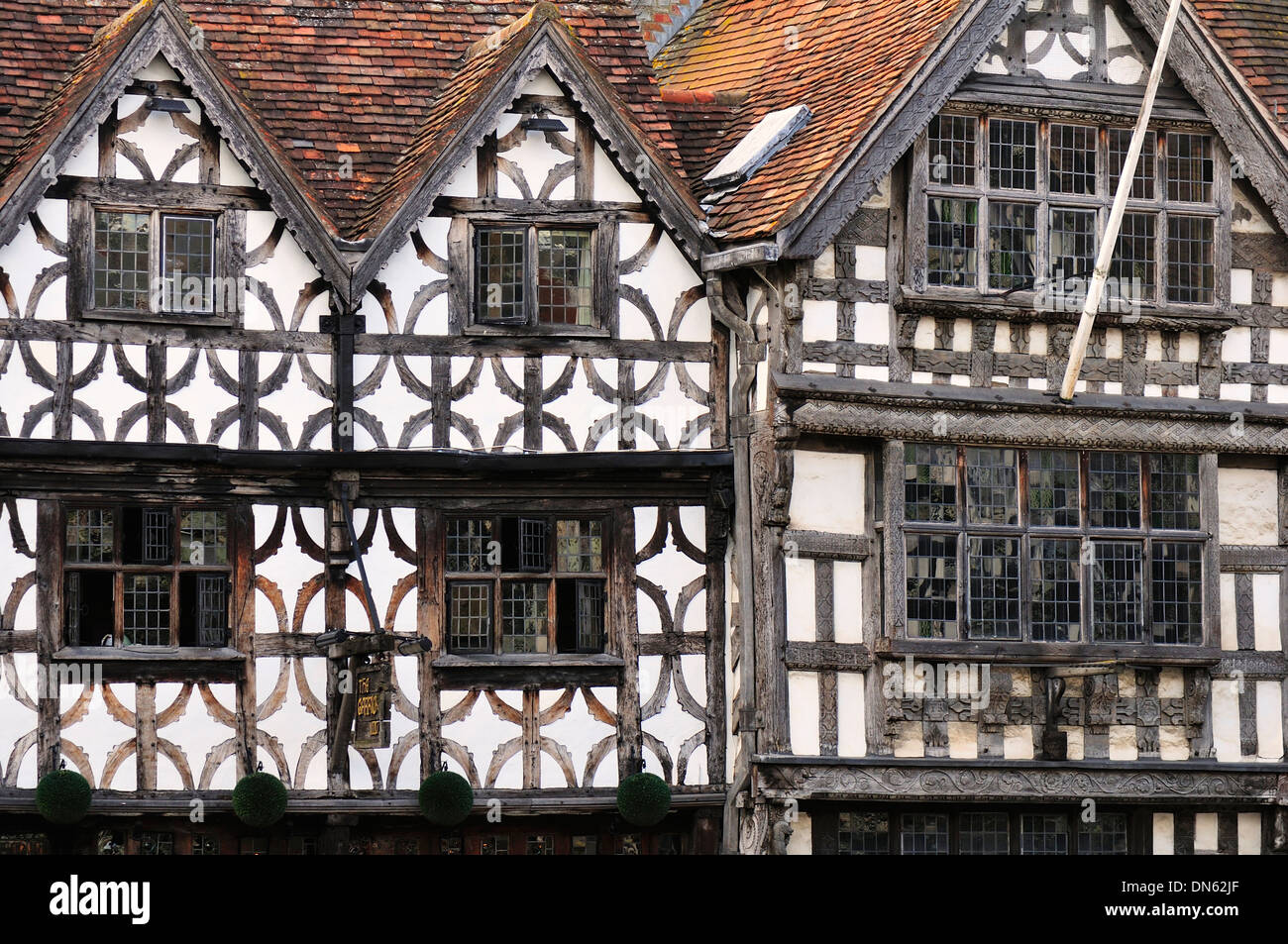 Maisons à colombages dans le centre-ville, Stratford-upon-Avon, Warwickshire, Angleterre, Royaume-Uni Banque D'Images
