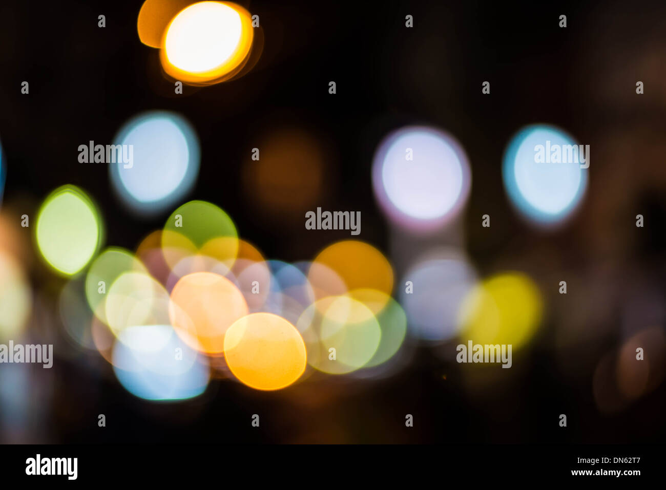 Feux de flou artistique naturel, bon pour l'arrière plan. Banque D'Images