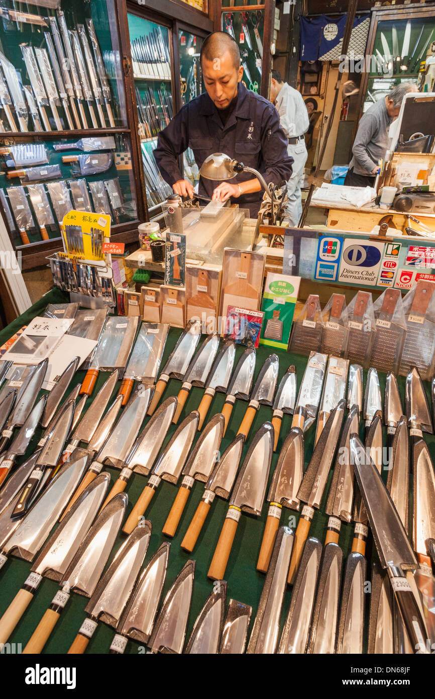 Le Japon, Honshu, Tokyo, Kanto, Marché de Tsukiji, couteau à poisson Shop  Photo Stock - Alamy