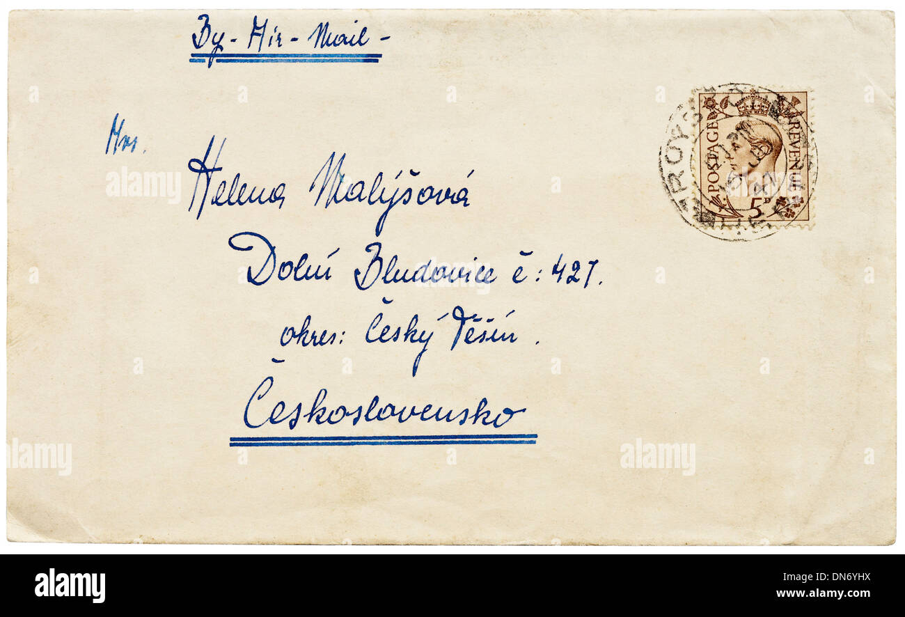 1947 British air-mail enveloppe avec 5d Le roi George VI timbre adressée à la Tchécoslovaquie. Banque D'Images
